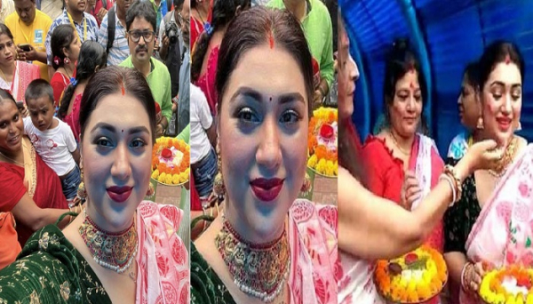 সিঁদুর খেললেন অপু