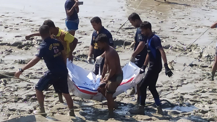 উদ্ধার হলো ৮ শ্রমিকের লাশ