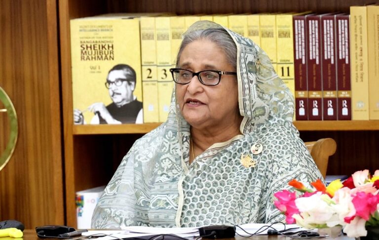 অল্প সময়ে যেন চট্টগ্রামে পৌঁছানো যায়, সেই জন্য নতুন রেল লাইন করব