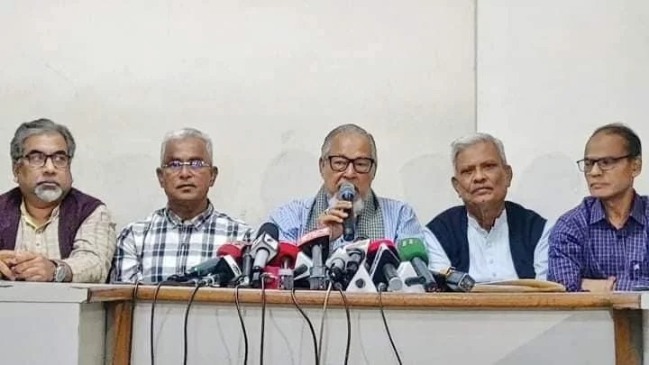 আওয়ামী লীগের অনুরোধে গণমিছিলের সময় পেছালো বিএনপি