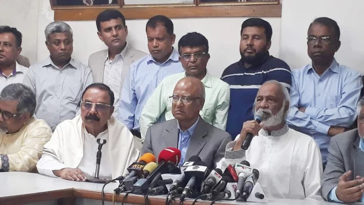 `দেশের জনগণও জানে সরকার যা বলে তা করে না’