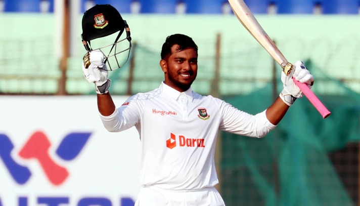বাংলাদেশ-ভারত টেস্ট ম্যাচ/ প্রাপ্তি অভিষেকে জাকিরের সেঞ্চুরি