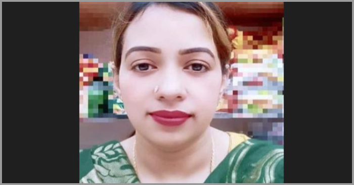 ধূমপানের ভিডিও ভাইরাল, পদ হারালেন যুব মহিলা লীগ নেত্রী