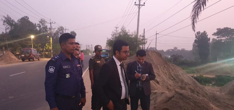 হাটহাজারীতে অভিযানে ৪০ হাজার টাকা জরিমানা