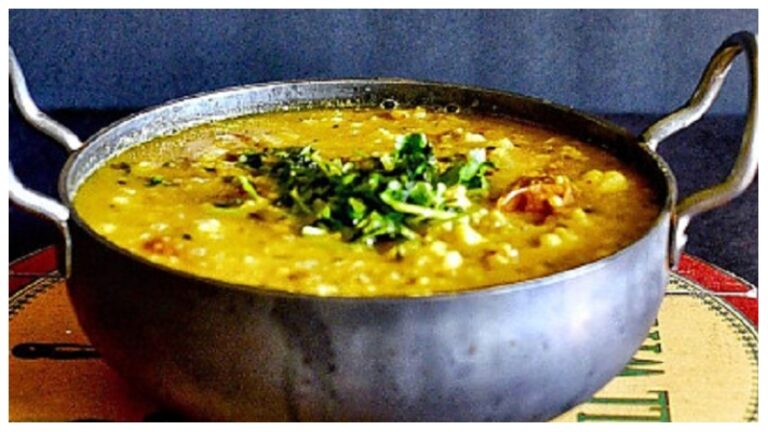 ফুলকপি দিয়ে মুগডাল রান্না
