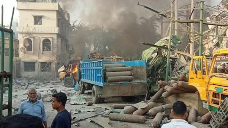 সীতাকুণ্ডের বিস্ফোরণে নিহত বেড়ে ৬
