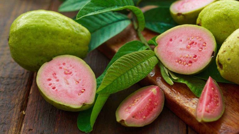 দেশি ফলে লুকিয়ে আছে হৃদরোগের ওষুধ