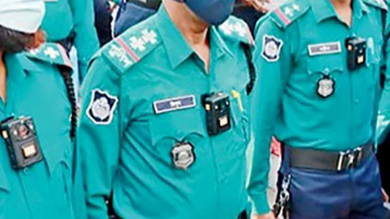 ভোটকেন্দ্রের নিরাপত্তায় পুলিশের জন্য ৪০ হাজার বডিক্যাম কেনা হচ্ছে