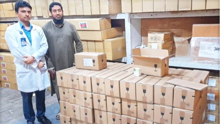 যে কারণে শীর্ষ শ্রেয়ান আলোচনায়, প্রশংসায় ভাসছেন