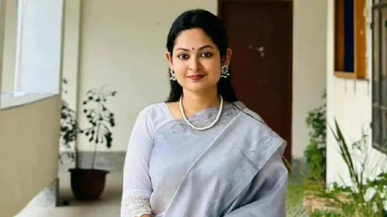 রাকসু নির্বাচনের ফল নিয়ে ছাত্রদলের এজিএস প্রার্থী এষার প্রতিক্রিয়া