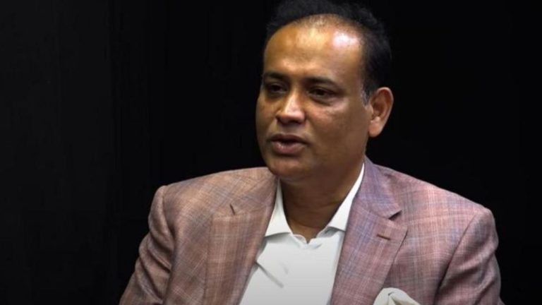 সাবেক ভূমিমন্ত্রীর স্বার্থসংশ্লিষ্ট তিন ব্যক্তির শেয়ার অবরুদ্ধের আদেশ