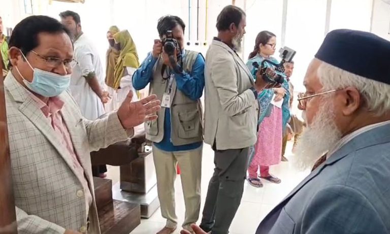 স্বাস্থ্যের ডিজির সঙ্গে তর্ক : সেই চিকিৎসক পুনর্বহাল