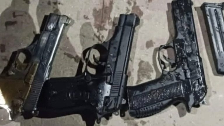 হাদিকে হত্যাচেষ্টায় ব্যবহৃত ৩ অস্ত্র উদ্ধার
