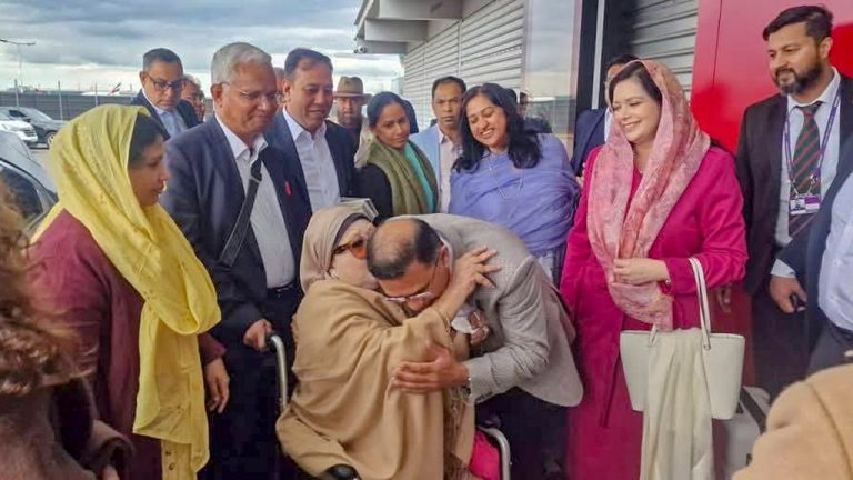 জোবাইদাকে ছাড়াই লন্ডনে যেতে পারেন খালেদা জিয়া, সঙ্গে থাকবেন আরেক পুত্রবধূ