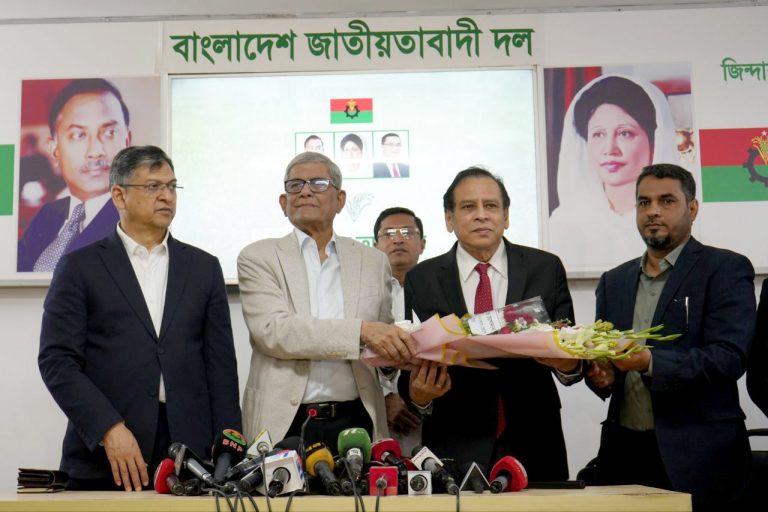 বিএনপিতে যোগ দিলেন রেজা কিবরিয়া, প্রার্থী হচ্ছেন কোন আসনে