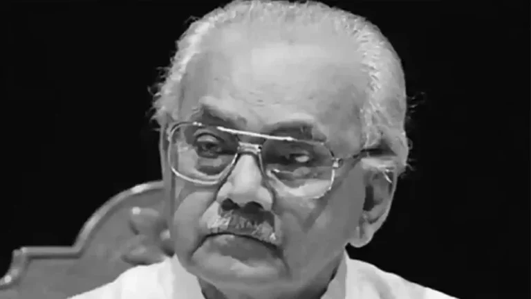 মুক্তিযুদ্ধের ডেপুটি চিফ অব স্টাফ এয়ার ভাইস মার্শাল এ কে খন্দকার আর নেই