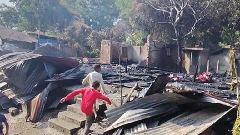 মিরসরাইয়ে হিন্দুপাড়ায় এক সপ্তাহে ৭ স্থানে আগুন
