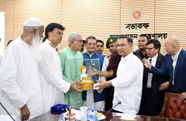 সরকার ধর্ম নিয়ে রাজনীতি করতে চায় না: প্রধানমন্ত্রী
