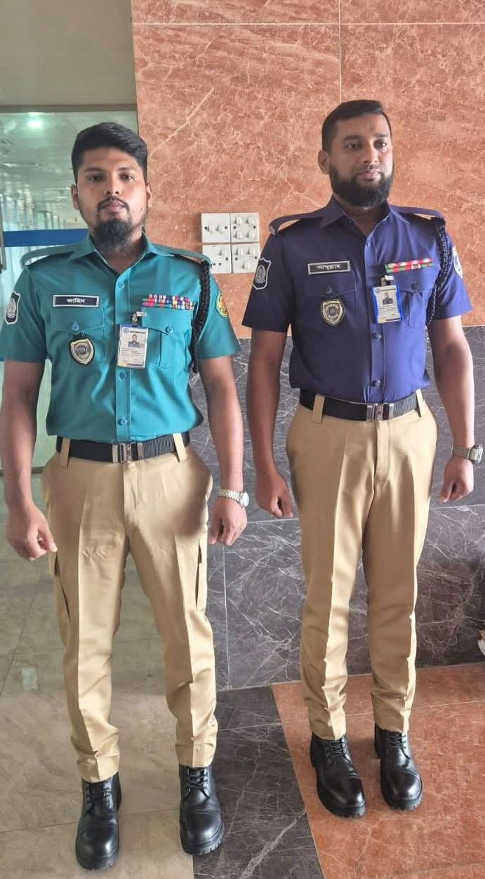 পুলিশের পোশাক ফের পরিবর্তনের উদ্যোগ, ফিরছে আগের রং