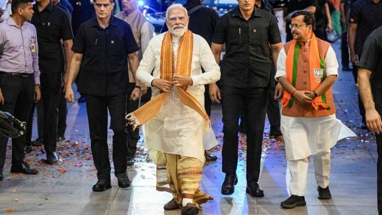 মমতার পরাজয় ও বিজেপির উত্থান, পশ্চিমবঙ্গে পালাবদলের ঐতিহাসিক রায়