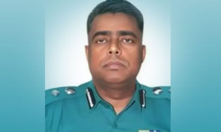 বেফাঁস মন্তব্যের জেরে খুলনার অতিরিক্ত পুলিশ কমিশনার প্রত্যাহার
