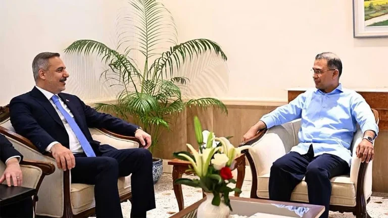 প্রতিরক্ষা ও পররাষ্ট্রমন্ত্রী পর্যায়ে কমিটি গঠন করবে বাংলাদেশ-তুরস্ক