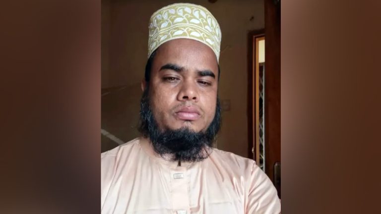 ‎সীতাকুণ্ডে মসজিদের ভেতর থেকে ইমামের ঝুলন্ত মরদেহ উদ্ধার