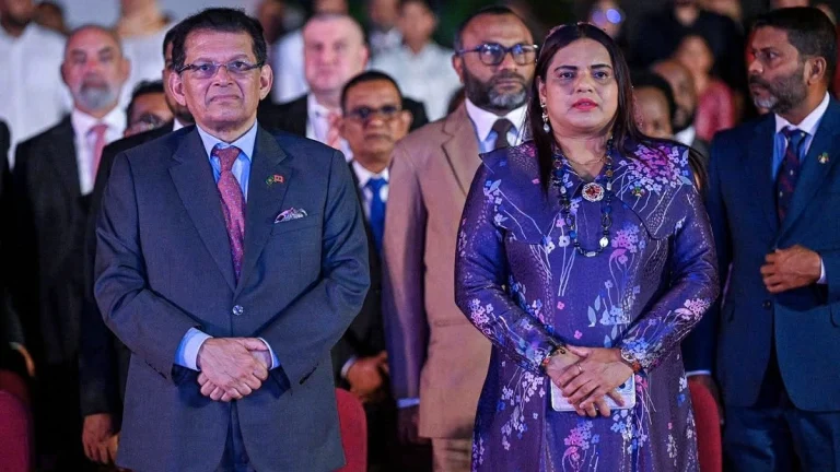 মালদ্বীপের স্বাধীনতা দিবসের কুচকাওয়াজে অংশ নিলেন পররাষ্ট্রমন্ত্রী