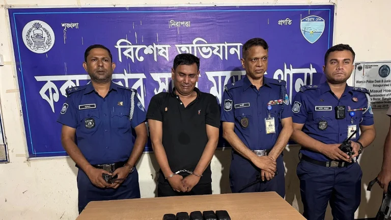 গাড়ির সিটের নিচে মিলল ইয়াবা, সাবেক সেনা সদস্য গ্রেপ্তার