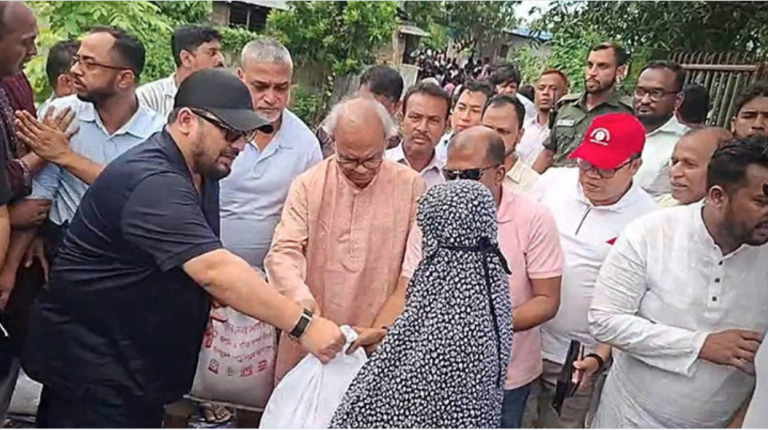 মানুষের কাছে ত্রাণ পৌঁছাতে হবে, কেউ যেন ক্ষুধার্ত না থাকে: রিজভী