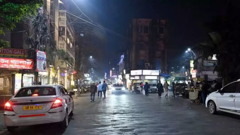 বাংলাদেশিদের জন্য পণ্য-সেবার দামে ছাড়সহ নানা উদ্যোগের ঘোষণা কলকাতার ব্যবসায়ীদের