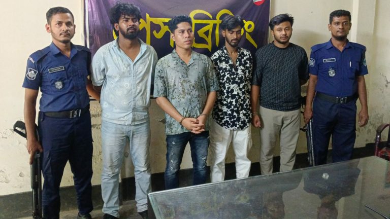 কে এই ডেভিড ইমন, কিভাবে আলোচনায় এ শীর্ষ সন্ত্রাসী
