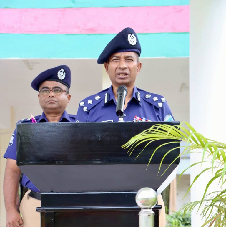চট্টগ্রাম থেকে মাদকের শেষ শিকড় পর্যন্ত উপড়ে ফেলা হবে: ডিআইজি