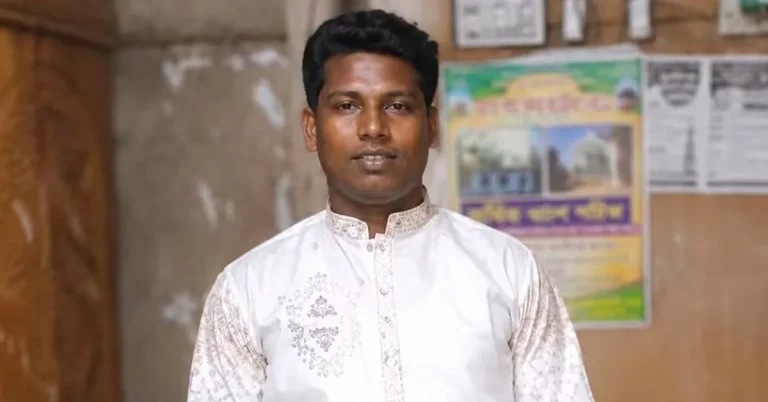 চট্টগ্রামের শীর্ষ সন্ত্রাসী ডেভিড ইমনের ‘সহযোগী’ গলাকাটা মোবারক গ্রেপ্তার