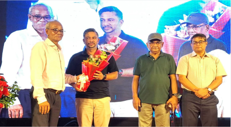 ক্রীড়াঙ্গনকে রাজনীতিমুক্ত রাখতে হবে: ইসরাফিল খসরু