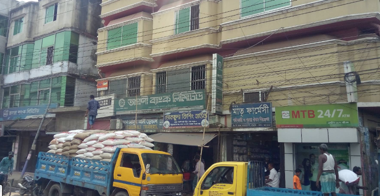 ব্যাংকের ভল্ট থেকে ৪ কোটি ৩৮ লাখ টাকা উধাও