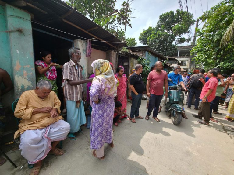 রংপুরে ৪ খুন: বিদ্যুৎ-বিচ্ছিন্ন ছিল বাড়ি, চাঁদাবাজি-ডাকাতির সন্দেহ, আটক ২