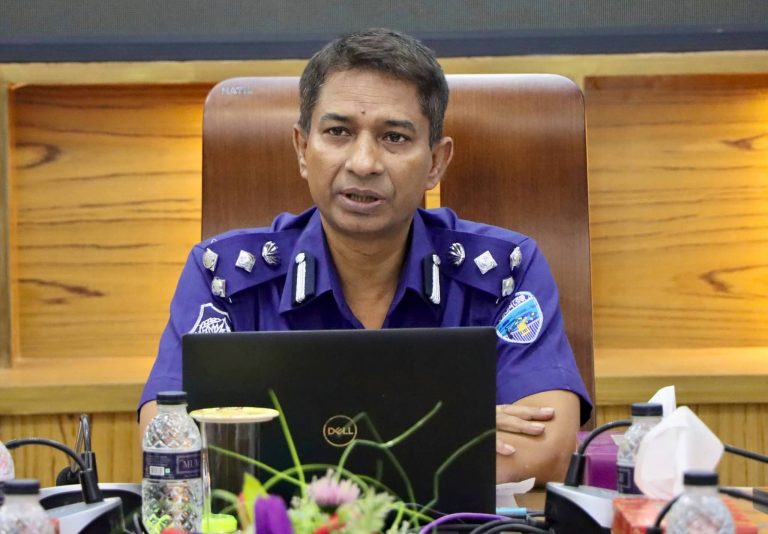 অপরাধীদের বিরুদ্ধে বিশেষ অভিযান পরিচালনার নির্দেশ চট্টগ্রাম রেঞ্জ ডিআইজির