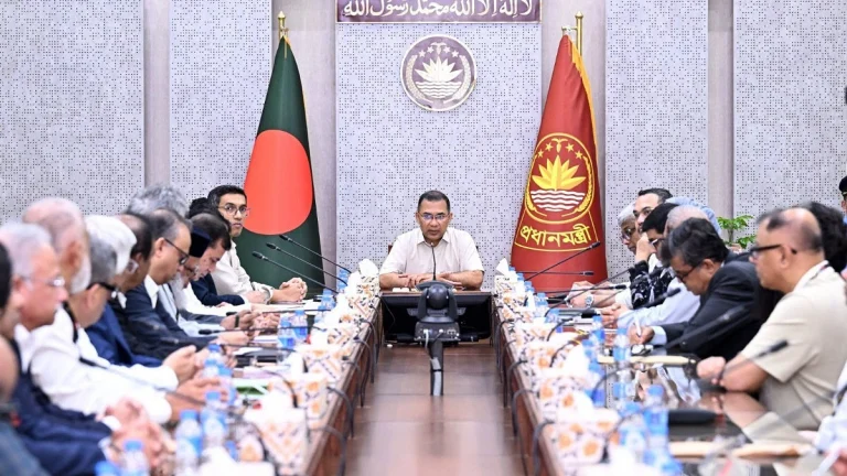 আগের মতো গ্যাস-বিদ্যুৎ পাবে কারখানা, প্রধানমন্ত্রীর আশ্বাস: এফবিসিসিআই প্রশাসক